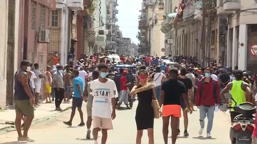 Condenan hasta a 30 años de prisión a manifestantes contra el Gobierno en Cuba