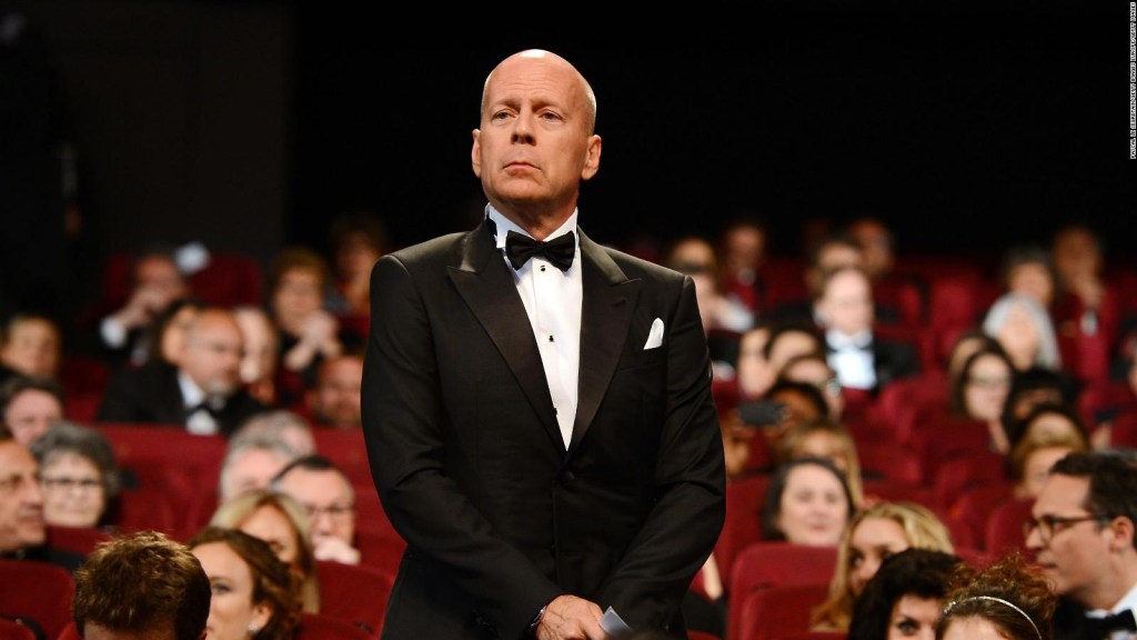 The Razzies retire "prize" a Bruce Willis