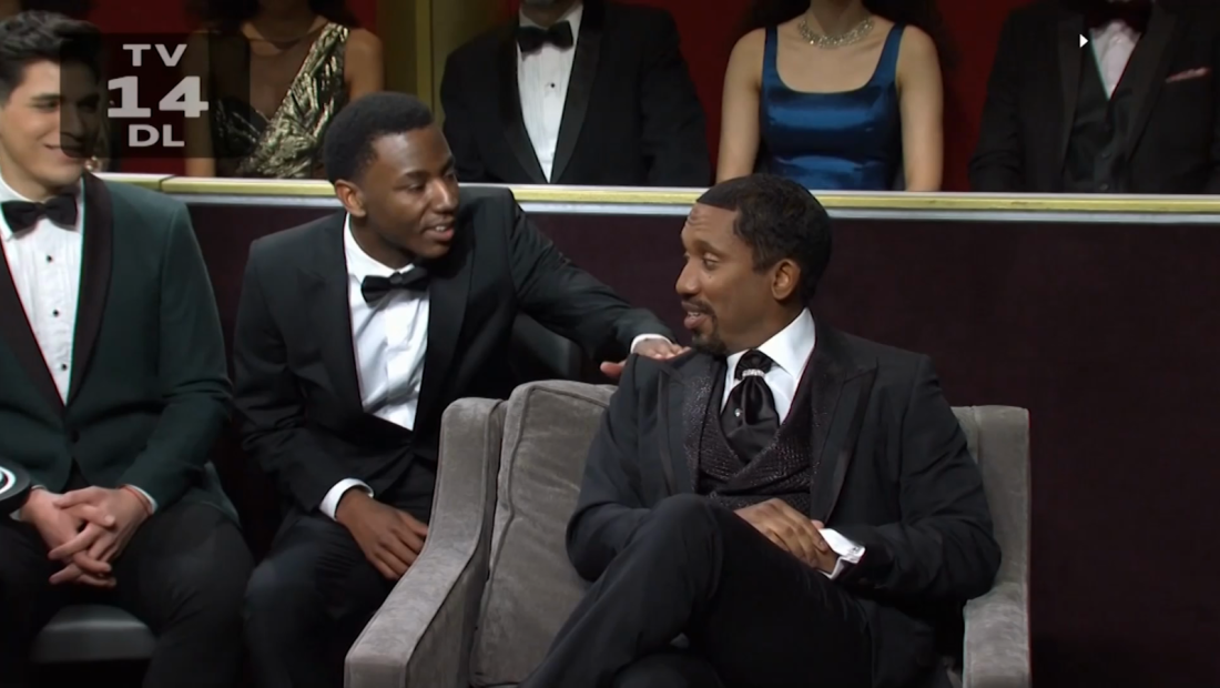 'Saturday Night Live' recrea la bofetada de Will Smith en los premios Oscar