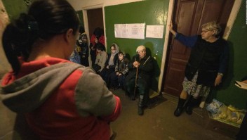 Unas 300 personas viven en un refugio subterráneo en Severodonetsk