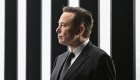 Directorio de Twitter pone mecanismo de defensa contra Elon Musk