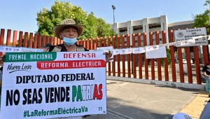 Revés a reforma eléctrica de México causa nueva polémica