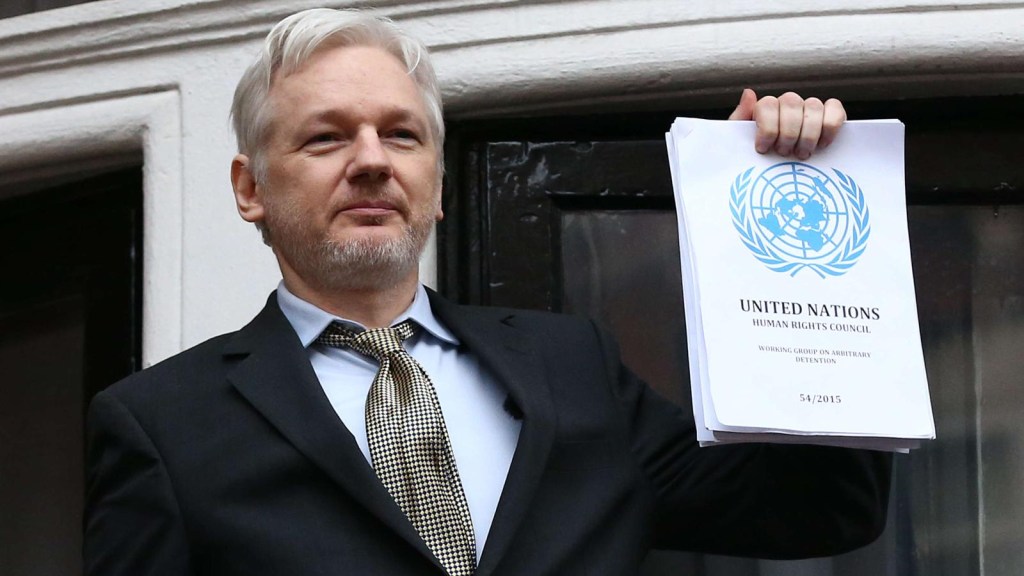 Julian Assange, más cerca de ser extraditado a EE.UU.