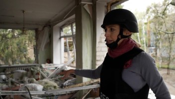 CNN es testigo de la devastación en Járkiv, Ucrania