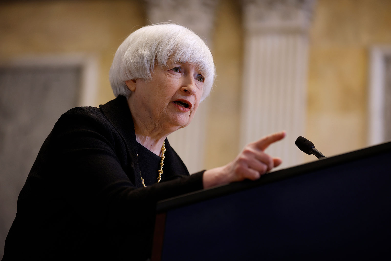 Yellen warns that a US default will threaten the global economy