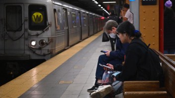 ANÁLISIS | El tiroteo en el metro de Nueva York muestra que Washington no está abordando la crisis de salud mental de Estados Unidos