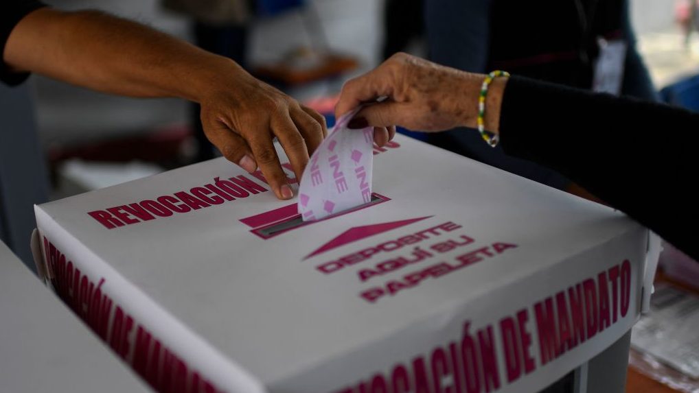La consulta sobre la revocación del mandato en México transcurrió sin incidentes «graves»