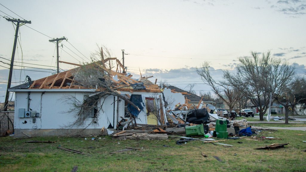 Tornadoes injure at least 23 people in Bell County, Texas