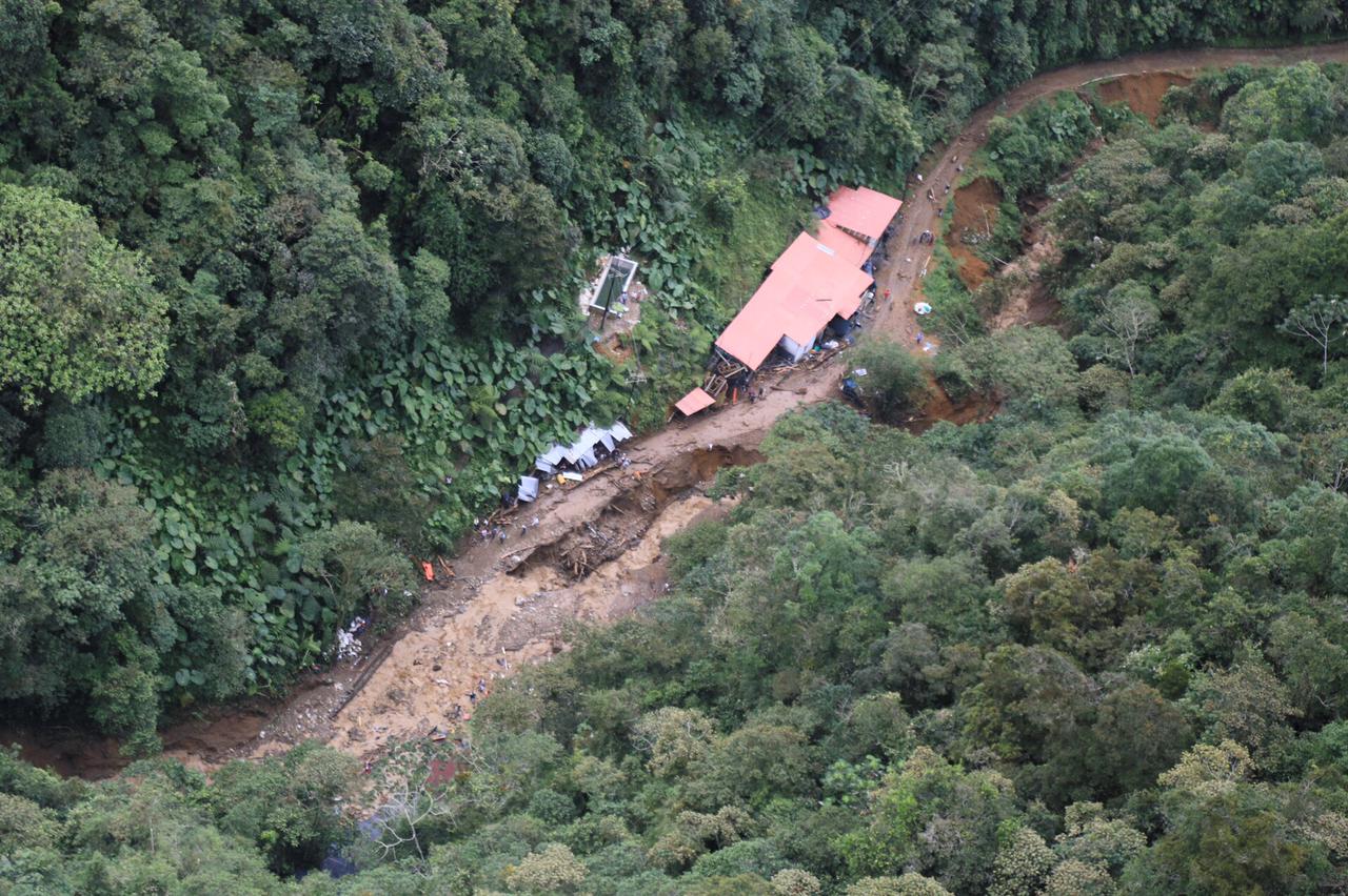 Al menos 10 muertos en deslizamiento de tierra en Colombia
