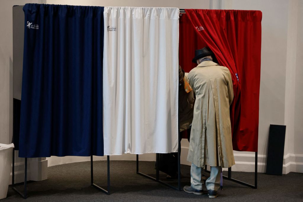 Baja participación en Francia durante la primera vuelta de las elecciones