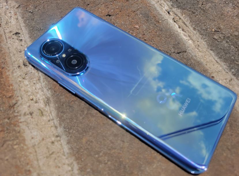Honor X8 o Huawei Nova 9 SE: ¿Cuál es el celular ideal para ti?