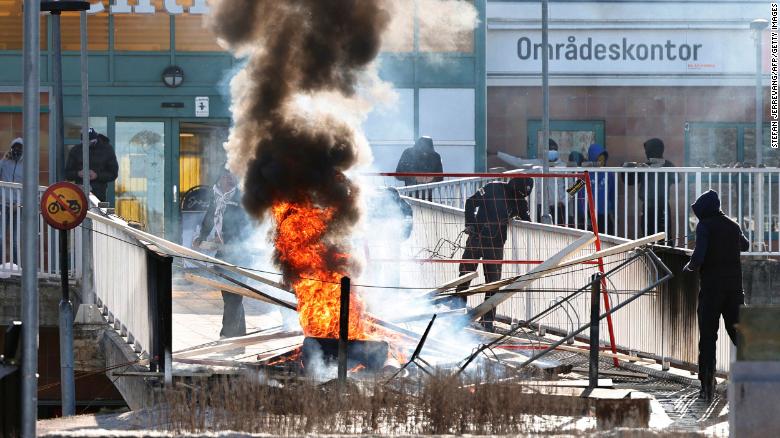 suecia corán disturbios