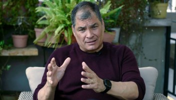 Ecuador pide la extradición del expresidente Rafael Correa