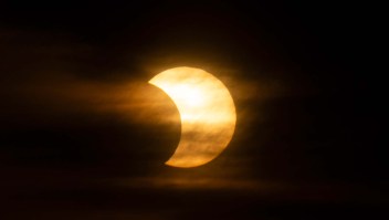 Sudamérica vive el primer eclipse solar parcial de 2022