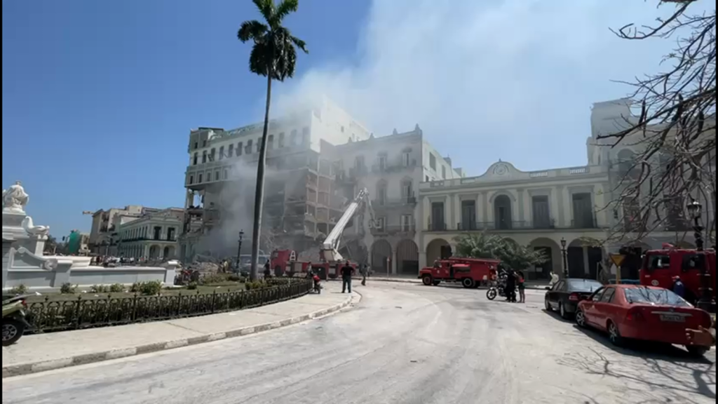 Las imágenes de la explosión del hotel Hotel Saratoga en La Habana