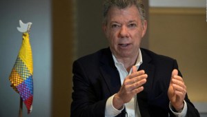 ¿Por qué Juan Manuel Santos se siente como "jarrón chino"?