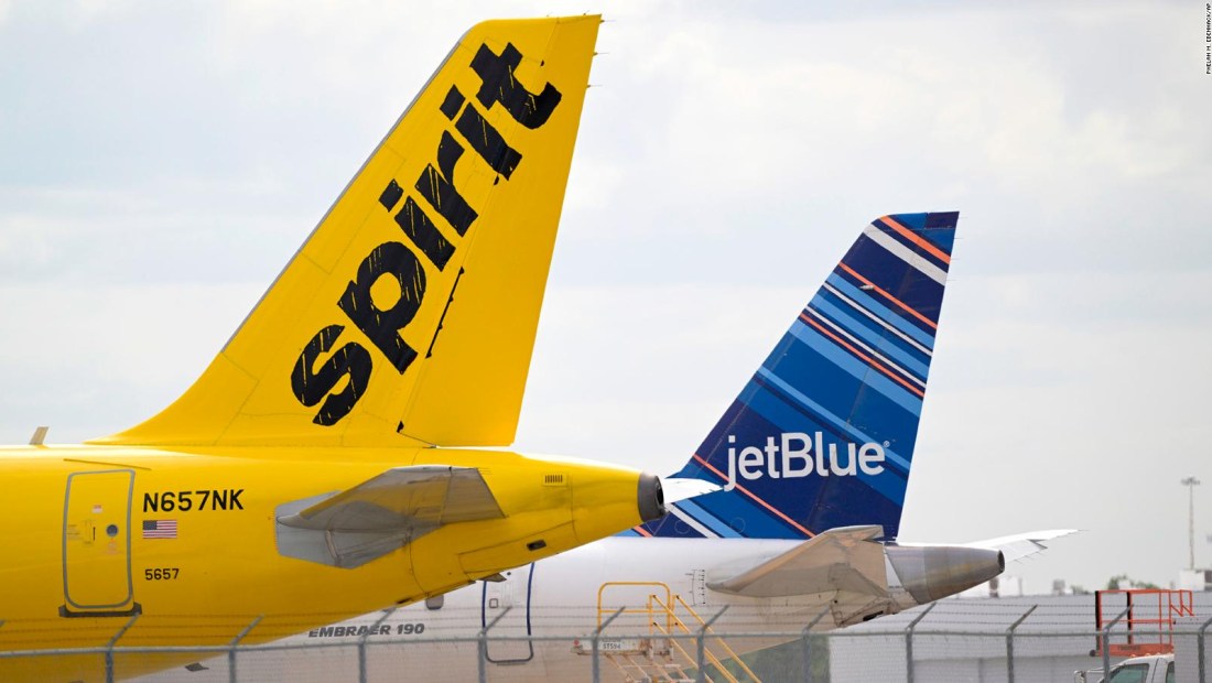 JetBlue insiste en adquirir Spirit