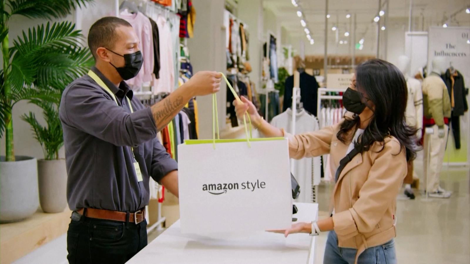 Amazon abre las puertas de su primera tienda fisica de ropa