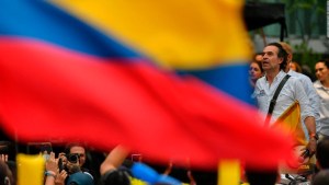 Reelección, uribismo y escándalos: ¿qué dicen Petro, Fico y Hernández?