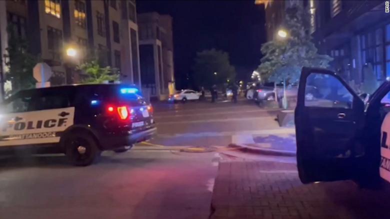 Varias víctimas que recibieron disparos fueron trasladadas al hospital tras un tiroteo en Chattanooga.