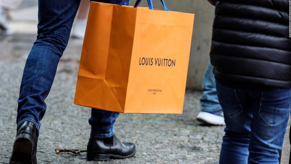 Aumentan las ventas de artículos de lujo en EE. UU.