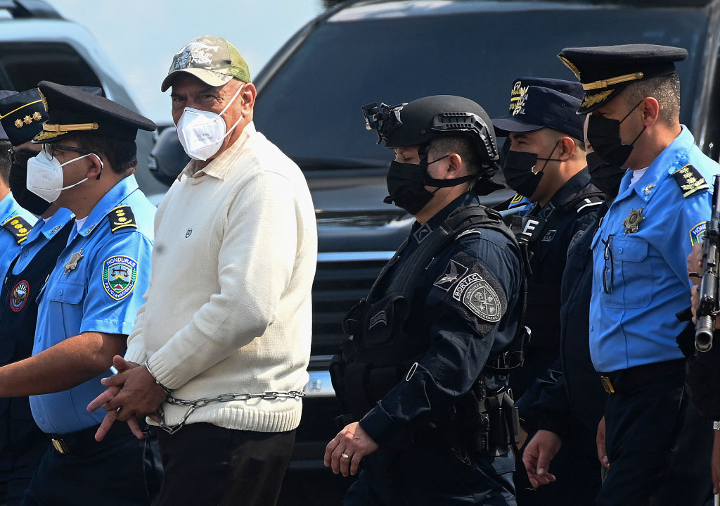 Juan Carlos «El Tigre» Bonilla, exdirector de la Policía Nacional de Honduras, es extraditado a EE.UU.