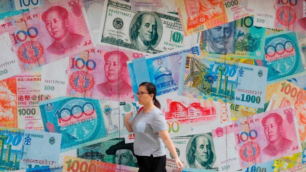El yuan, la moneda de China, no para de caer