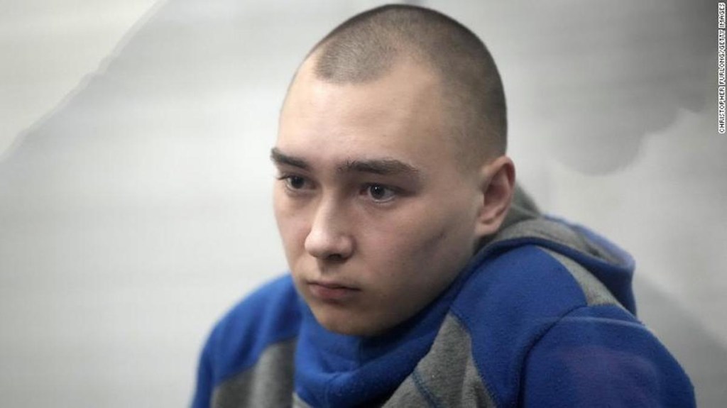 Cadena perpetua para soldado ruso por crímenes de guerra en Ucrania
