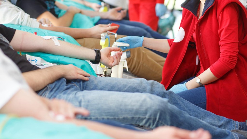 Doctors encourage more Hispanics in the US to donate blood