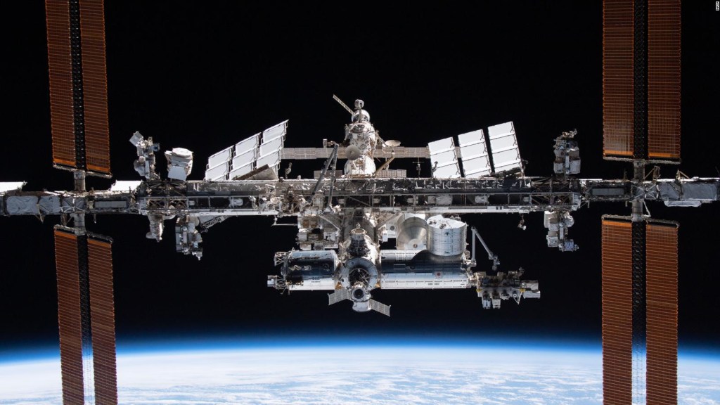 Prueba de nave adjunta a la Estación Espacial Internacional abortada