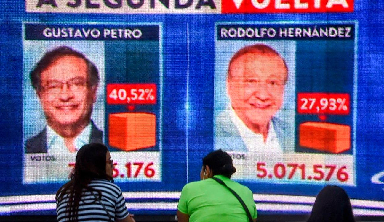 Quién ganará la segunda vuelta electoral en Colombia?, exvicepresidente  Santos analiza la contienda | Video | CNN