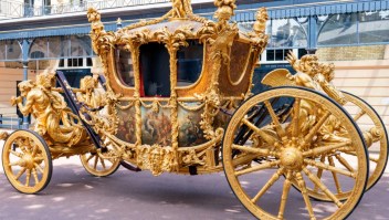 Icónico carruaje vuelve al ruedo por jubileo de Isabel II