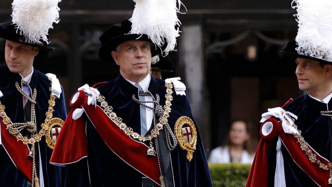 Príncipe Andrés ausente en un tradicional desfile de caballeros