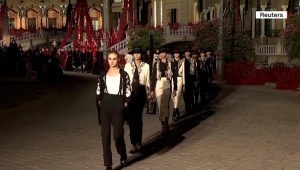 Sevilla y su encanto fueron parte del desfile de la nueva colección de Dior