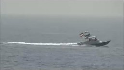 Botes iraníes desafían barcos de la Armada de EE.UU.