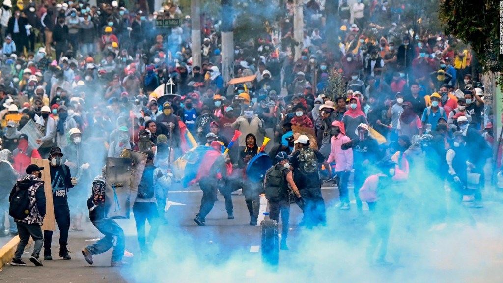 Ecuador: manifestantes impidieron paso de ayuda médica