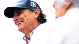 Nelson Piquet tuvo que pedir disculpas por sus dichos racistas contra Lewis Hamilton