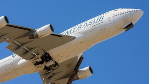 Investigan posibles vínculos de tripulante del avión venezolano con Al Quds