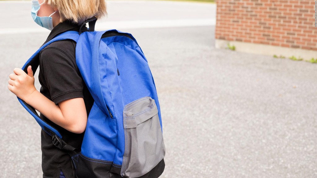 Transparent backpacks to prevent school shootings