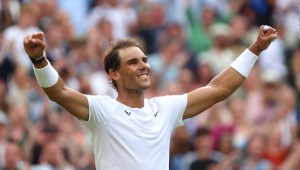 Rafael Nadal superó una agotadora batalla de cinco sets contra Taylor Fritz en los cuartos de final de Wimbledon 2022.