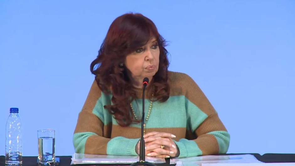 ¿Qué dijo Cristina F. de Kirchner sobre la renuncia de Guzmán?