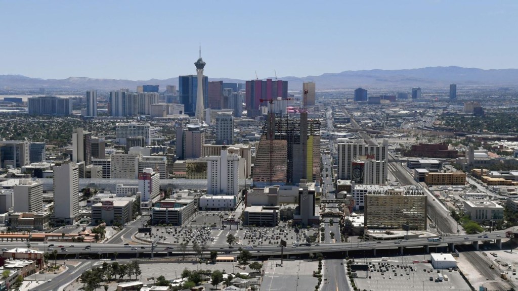 Timelapse shows the historical growth of Las Vegas from space