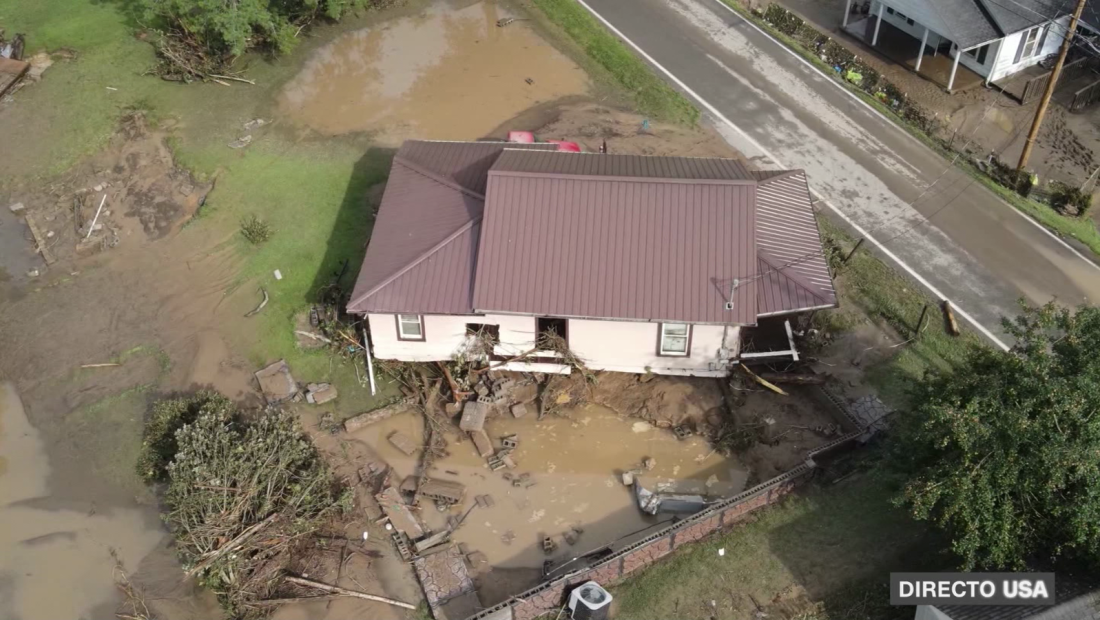 Lluvias torrenciales destrozan centenar de casas en Virginia