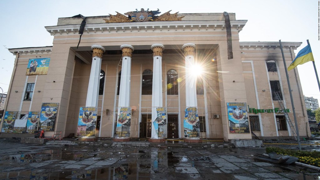 El impacto de misiles rusos en la ciudad ucraniana de Vínnytsia