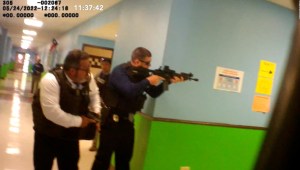 Video de cámara corporal con el momento del tiroteo en Uvalde
