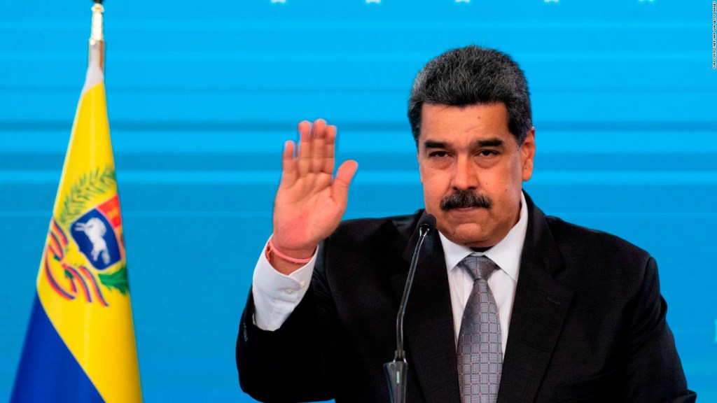 Nicolás Maduro reclamó la liberación del avión retenido desde junio en Argentina