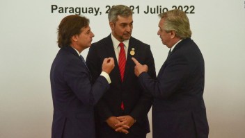 Así fue el tenso cruce entre los presidentes de Argentina y Uruguay