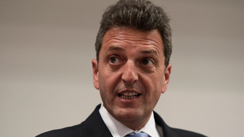 Who is Sergio Massa, the new "super minister" of Economy of Argentina?