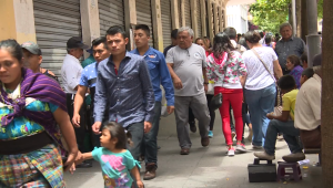 Jóvenes guatemaltecos padecen falta de empleo