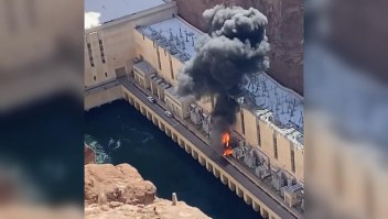 La explosión de un transformador provoca un incendio en la presa Hoover